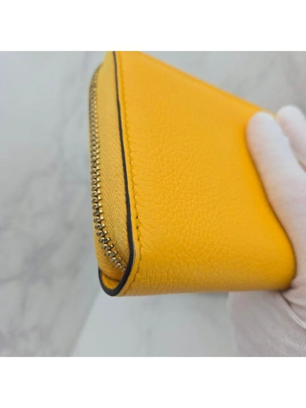 ★SOLD★ Gucci Logo Wallet Yellow Leather - Picture 6 of 14